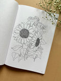 Enchanting florals - A Stress-Relieving & Mindful Colouring Book