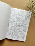 Enchanting florals - A Stress-Relieving & Mindful Colouring Book